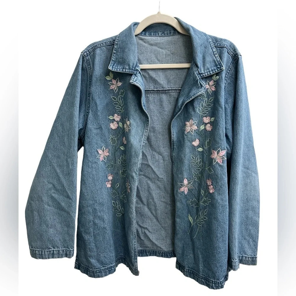 Vintage embroidered floral Jean jacket
